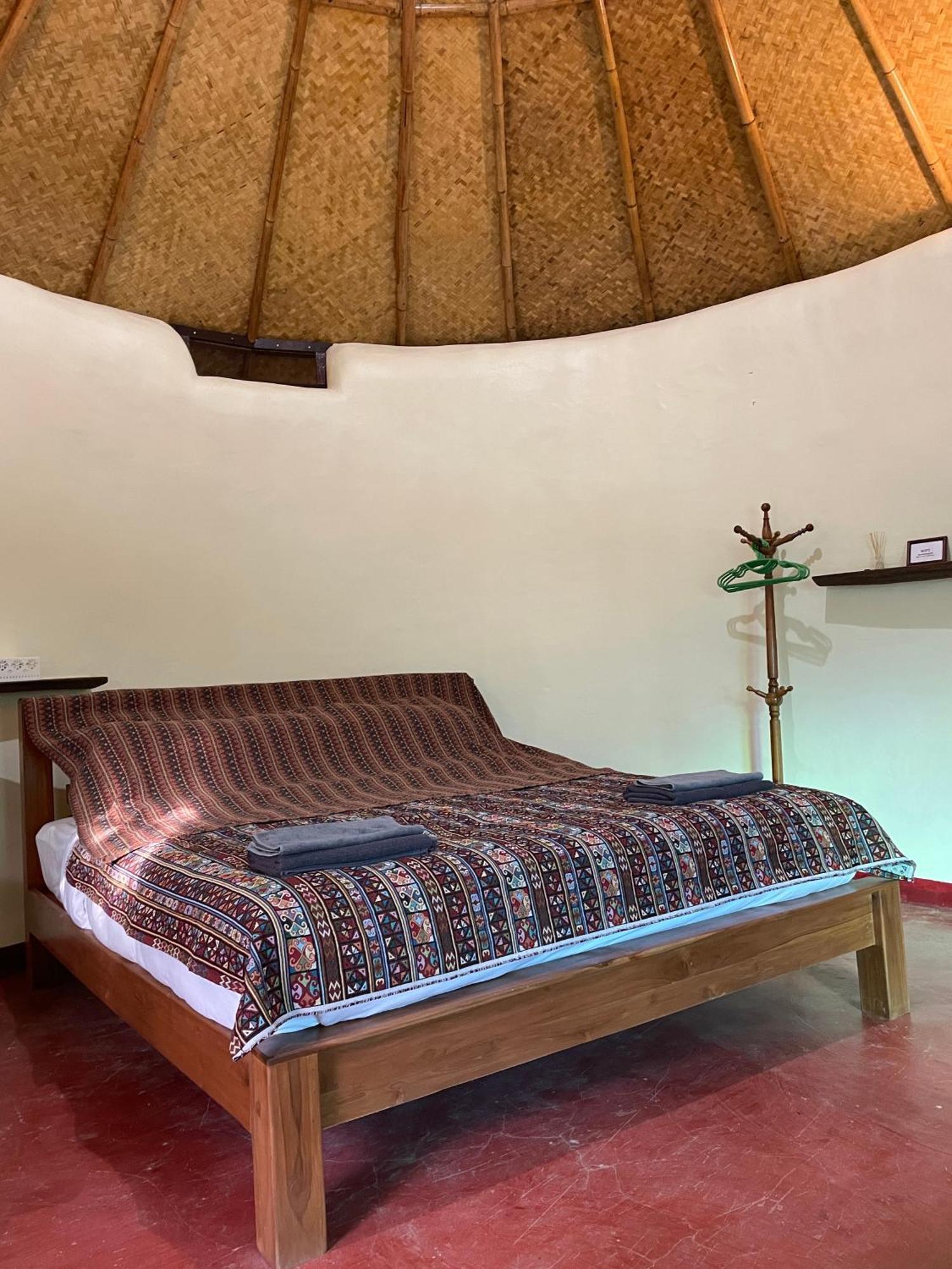 チェンダオ チェン ダオ ラウンドハウジーズ Bed & Breakfast エクステリア 写真